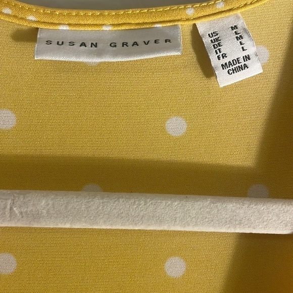 𝅺susan Graver Women’s Yellow Blouse Size Medium - Picture 3 of 6